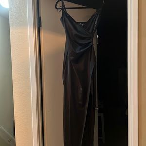 Windsor black satin long formal dress with slit xs